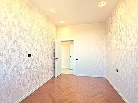 2 otaqlı mənzil, 70 m², Bakıxanov: 210 000 ₼ 2