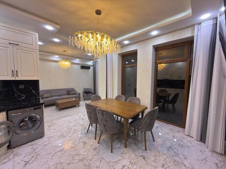 Kirayə 2 otaqlı mənzil, 100 m², 28 May: 1 300 ₼/ay 3