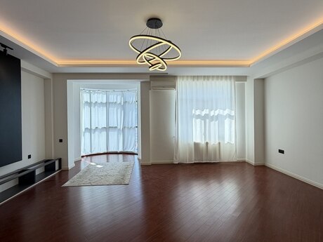3 otaqlı mənzil, 130 m², Gənclik: 462 000 ₼ 2