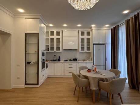 2-room apartment for rent, 80 m², Badamdar: 1 350 ₼/mo 3
