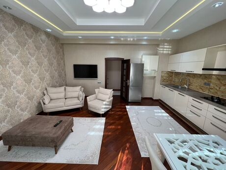 Kirayə 3 otaqlı mənzil, 110 m², Nizami: 1 100 ₼/ay 3