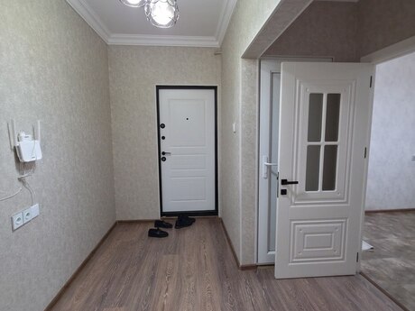 3-room apartment, 90 m², Bakıxanov: 198 000 ₼ 2