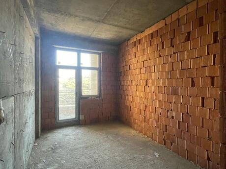 2-комнатная квартира, 77 м², 28 May: 235 000 ₼ 2