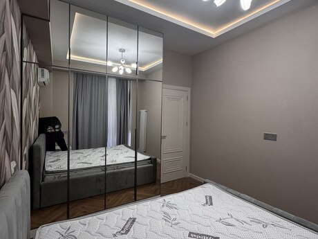 2-room apartment for rent, 60 m², 28 May: 1 000 ₼/mo 4