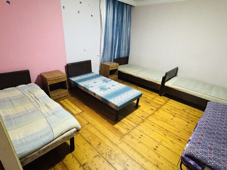 4-room house for rent in 8 Noyabr, 140 m², 1 000 AZN/mo, photo 2 / 8