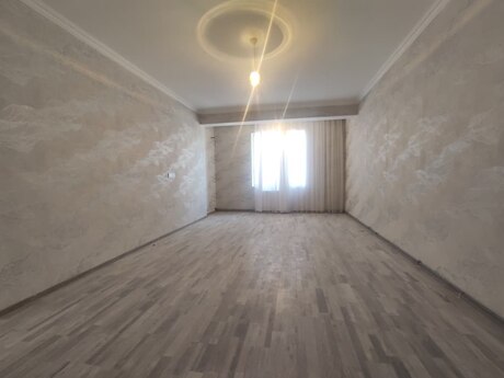 2-комнатная квартира, 76 м², 28 May: 245 000 ₼ 3
