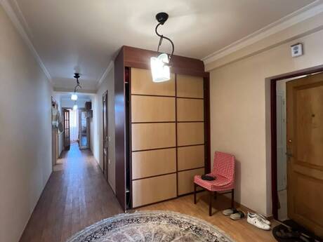 Аренда: 4-комнатная квартира, 120 м², Elmlər Akademiyası: 1 300 ₼/мес 4