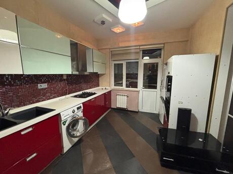2-room apartment, 95 m², Şah İsmayıl Xətai: 280 000 ₼ 4