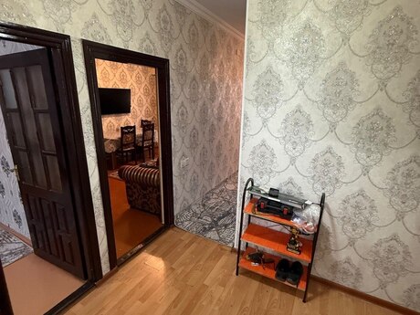 3-room apartment for rent, 100 m², Massiv V: 550 ₼/mo 5