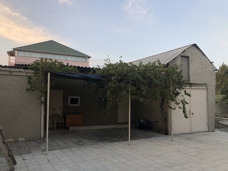 4 otaqlı həyət evi, 236 m², Novxanı: 395 000 ₼ 2
