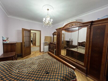 3-room new-build apartment for rent in İnşaatçılar, 130 m², 1 000 AZN/mo, photo 3 / 11