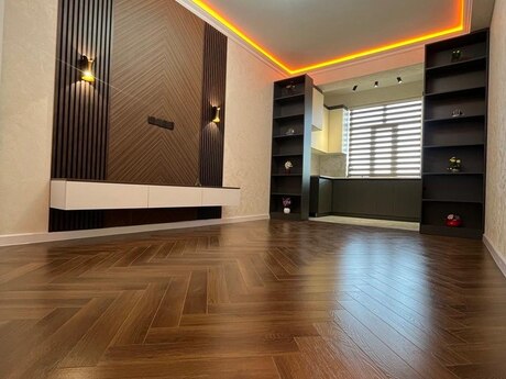 Elan №6478500 - Bakı, Yeni Günəşli q., 2 otaqlı, 67 m², 14/17 mərtəbə