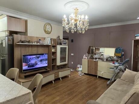 2-room apartment for rent, 60 m², Neftçilər: 800 ₼/mo 3