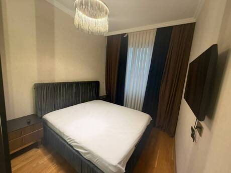 2-room apartment for rent, 75 m², Qara Qarayev: 900 ₼/mo 4