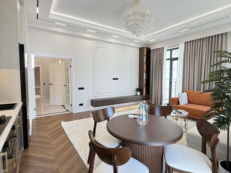 3 rooms · 105 m² · floor 4/7, Şah İsmayıl Xətai