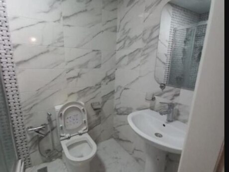 2-комнатная квартира, 43 м², 20 Yanvar: 180 000 ₼ 4