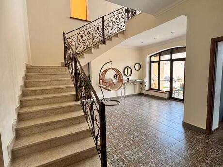 6 otaqlı həyət evi, 250 m², Nardaran: 670 000 ₼ 3