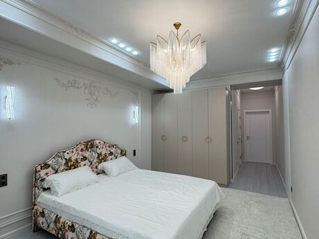 Kirayə 2 otaqlı mənzil, 80 m², Şah İsmayıl Xətai: 1 500 ₼/ay 5