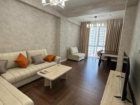 Аренда: 3-комнатная квартира, 120 м², Nizami City: 1 800 ₼/мес 2