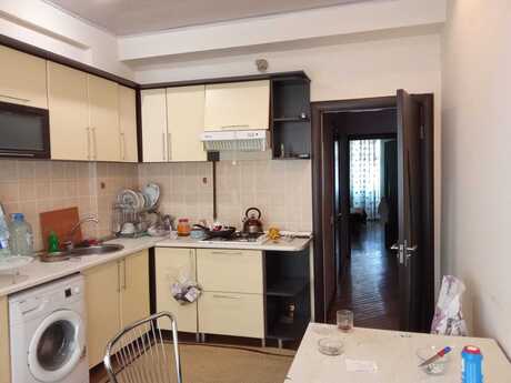 Kirayə 3 otaqlı mənzil, 130 m², Şah İsmayıl Xətai: 850 ₼/ay 4
