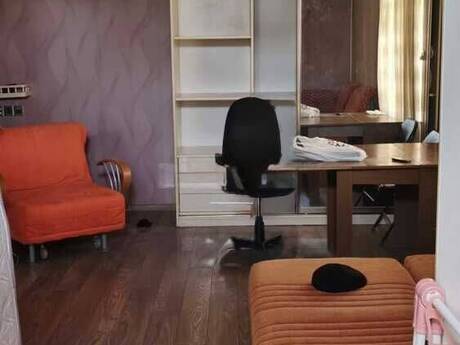 Elan №6478793 - Bakı, Elmlər Akademiyası m., 1 otaqlı, 33 m², 3/5 mərtəbə