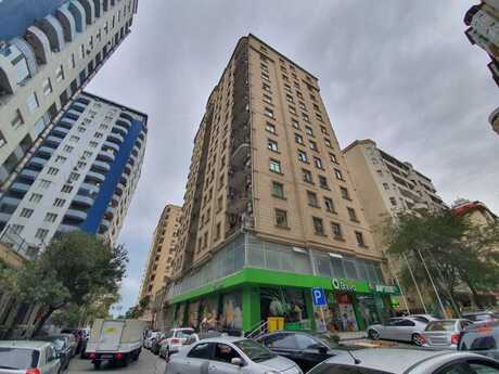 3 rooms · 140 m² · floor 6/14, Nizami