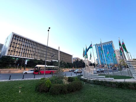 Объявление №6478828 - Баку, м. Низами, 4-комн., 92 м², 1/5 этаж