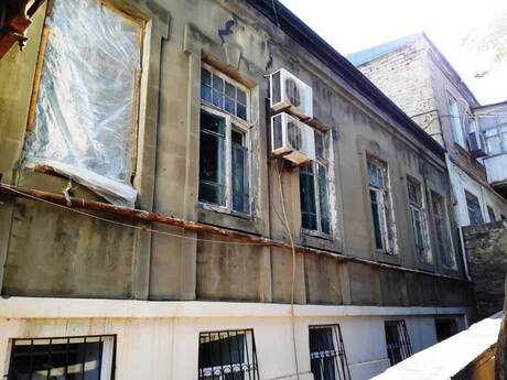 4 otaqlı mənzil, 80 m², İçəri Şəhər: 200 000 ₼ 2