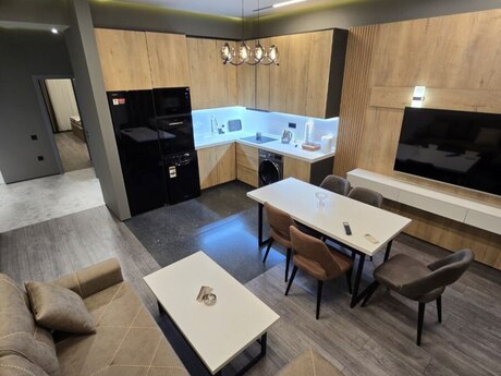 Kirayə 3 otaqlı mənzil, 85 m², Ağ şəhər: 2 100 ₼/ay 3