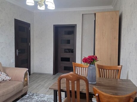 2-room apartment for rent, 55 m², 28 May: 900 ₼/mo 4