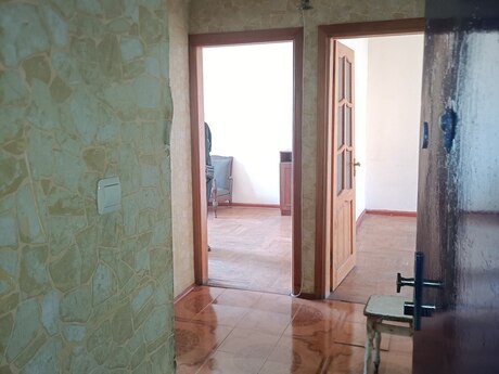 Объявление №6478964 - Баку, пос. Бакиханова, 3-комн., 80 м², 8/9 этаж