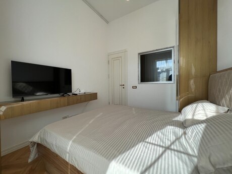 Kirayə 3 otaqlı mənzil, 110 m², Xətai: 2 000 ₼/ay 4