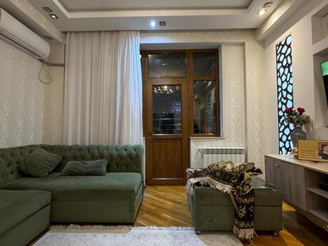 Elan №6478994 - Bakı, Şah İsmayıl Xətai m., 2 otaqlı, 64 m², 8/16 mərtəbə
