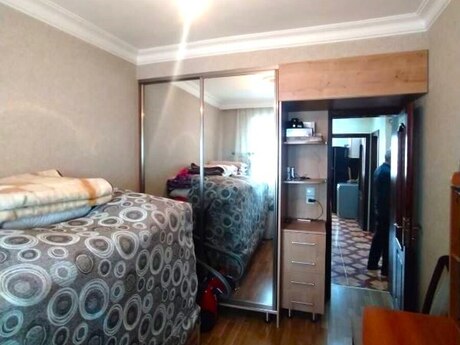 4-комнатная квартира, 100 м², Bakıxanov: 230 000 ₼ 4