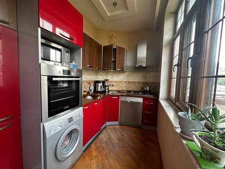 3-room apartment for rent, 70 m², İçəri Şəhər: 1 000 ₼/mo 5