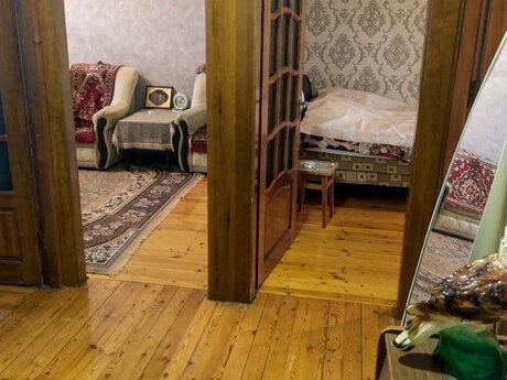 Elan №6479096 - Bakı, Xalqlar Dostluğu m., 4 otaqlı, 110 m², 4/5 mərtəbə