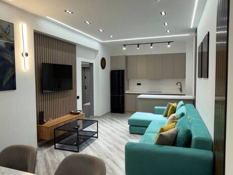2-room apartment for rent, 70 m², White Tower: 1 300 ₼/mo 3