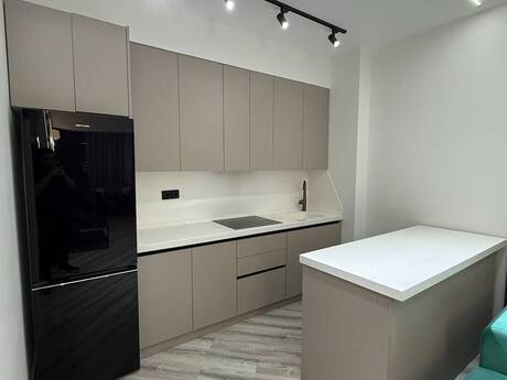 2-room apartment for rent, 70 m², White Tower: 1 300 ₼/mo 5
