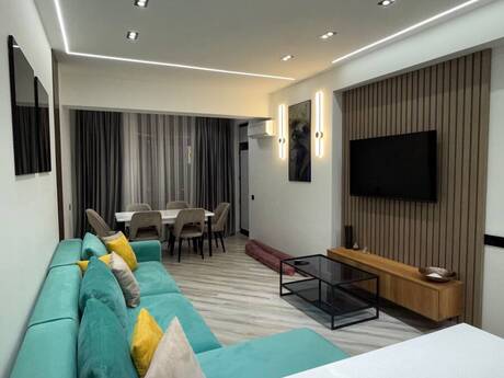 2-room apartment for rent, 70 m², White Tower: 1 300 ₼/mo 2