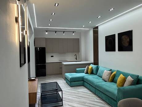 2-room apartment for rent, 70 m², White Tower: 1 300 ₼/mo 4