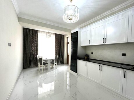 3 otaqlı mənzil, 135 m², Nəsimi: 440 000 ₼ 2