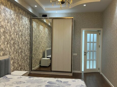 2-room apartment for rent, 75 m², 8-ci mikrorayon: 800 ₼/mo 5