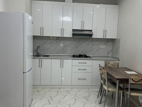 2-room apartment for rent, 75 m², 8-ci mikrorayon: 800 ₼/mo 4