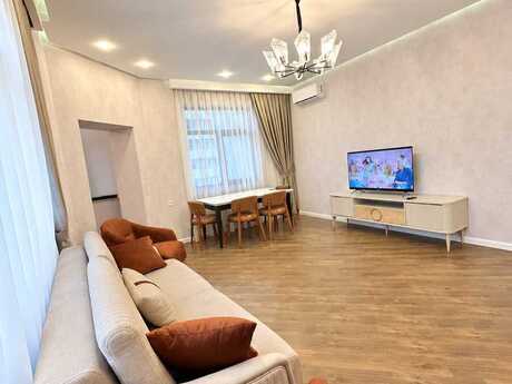 Elan №6479121 - Bakı, Şah İsmayıl Xətai m., 2 otaqlı, 95 m², 11/18 mərtəbə