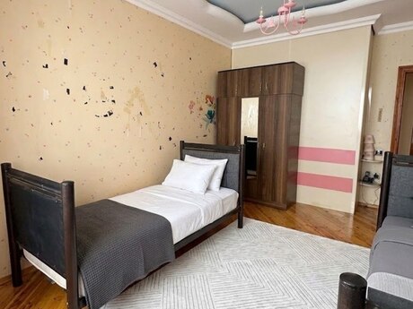4-room apartment for rent, 120 m², İnşaatçılar: 900 ₼/mo 3