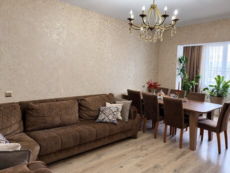 3-room apartment, 87 m², Bakıxanov: 205 000 ₼ 2