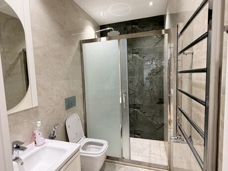 Kirayə 3 otaqlı mənzil, 130 m², Nəriman Nərimanov: 1 800 ₼/ay 3
