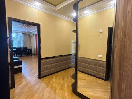 3 otaqlı mənzil, 110 m², Azadlıq Prospekti: 285 000 ₼ 3