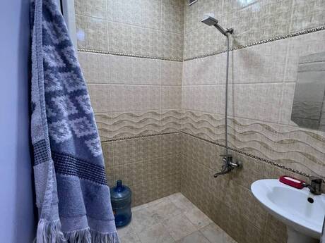 Аренда: 2-комнатная квартира, 45 м², Memar Əcəmi: 150 ₼/мес 4