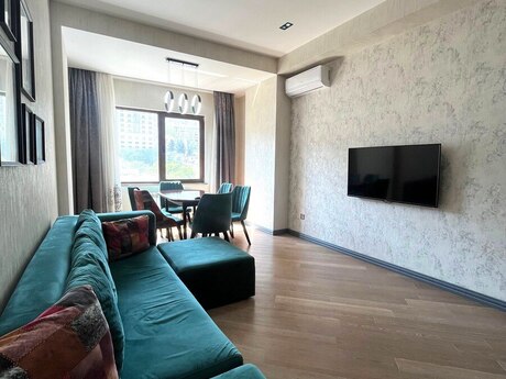 2-room apartment for rent, 75 m², İçəri Şəhər: 1 400 ₼/mo 2